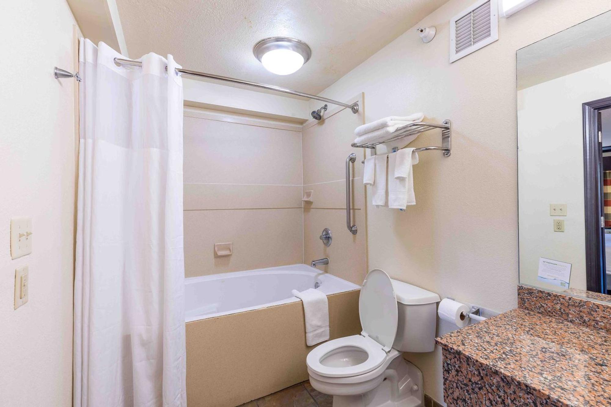 Days Inn By Wyndham Oklahoma City/Moore Zewnętrze zdjęcie